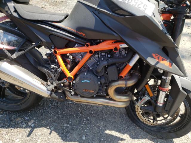 2021 KTM 1290 SUPER VBKV39405MM934986