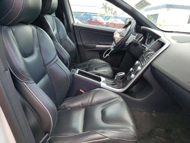 2015 VOLVO XC60 T6 R- YV4902RS4F2671995