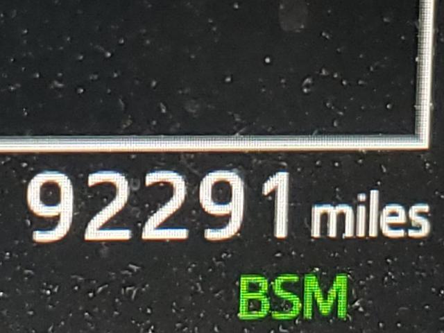 2017 TOYOTA RAV4 HV LE JTMRJREV8HD106679
