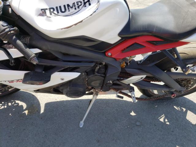 2015 TRIUMPH MOTORCYCLE DAYTONA 67 SMTA02YK2FJ687444