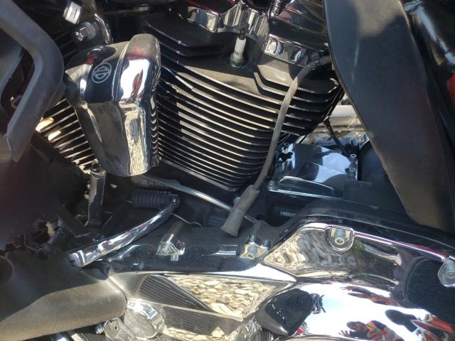 2018 HARLEY-DAVIDSON FLTRU 1HD1KGD11JB638207