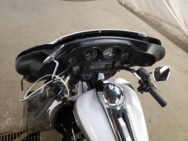 2009 HARLEY-DAVIDSON FLHTCU 1HD1FC4179Y621093