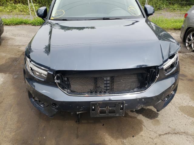 2021 VOLVO XC40 T5 MO YV4162UK0M2432847