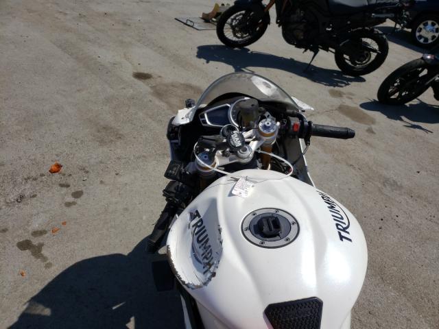 2015 TRIUMPH MOTORCYCLE DAYTONA 67 SMTA02YK2FJ687444