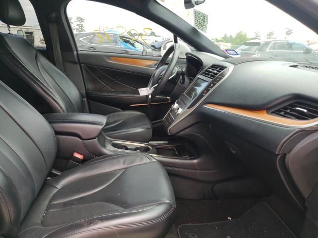 2019 LINCOLN MKC SELECT 5LMCJ2C94KUL09457