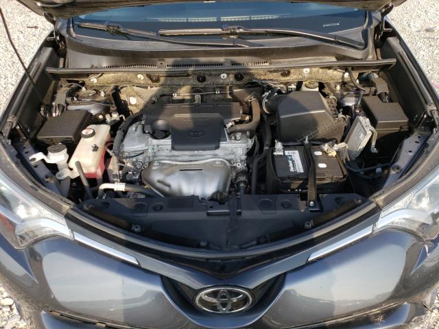 2017 TOYOTA RAV4 XLE JTMWFREV6HD092995