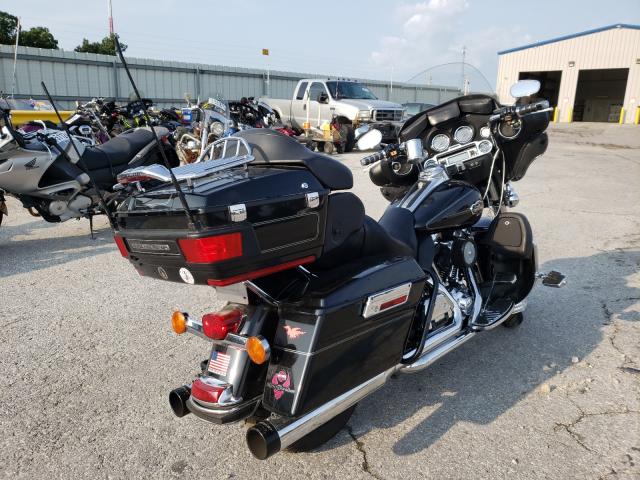 2011 HARLEY-DAVIDSON FLHTCU 1HD1FC413BB647117