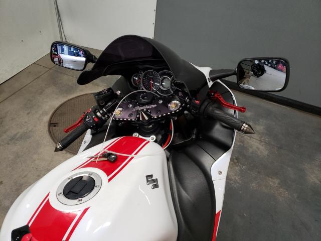 2018 SUZUKI GSX1300 RA JS1GX72B2J2100019