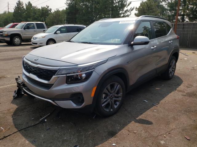 2021 KIA SELTOS S KNDEUCAA8M7096539