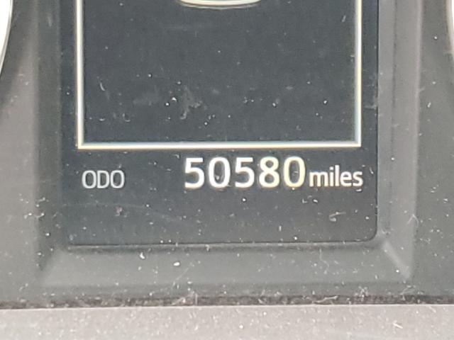 2018 TOYOTA RAV4 HV LE JTMRJREV2JD231442