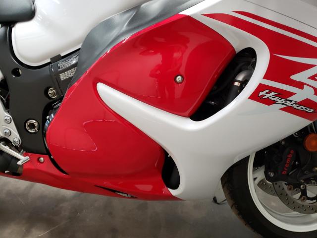 2018 SUZUKI GSX1300 RA JS1GX72B2J2100019