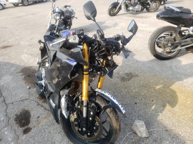 2021 YAMAHA YZFR3 A MH3RH18Y3MK005110