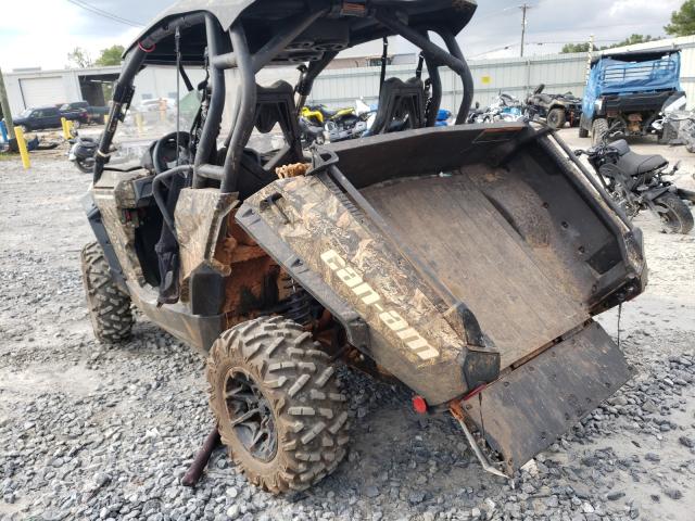 2019 CAN-AM COMMANDER 3JBKKAX22KJ001106