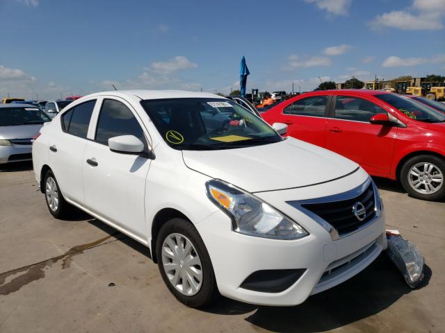 2017 white nissan versa