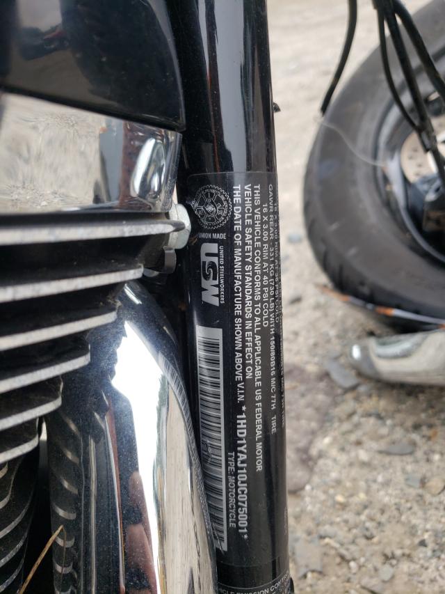 2018 HARLEY-DAVIDSON FLHC HERIT 1HD1YAJ10JC075001