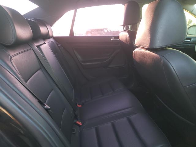 2010 VOLKSWAGEN JETTA WOLF 3VWRJ7AJ4AM040744