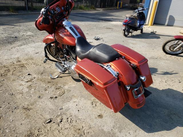 2011 HARLEY-DAVIDSON FLHX 1HD1KB412BB677621