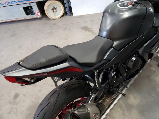 2017 SUZUKI GSX-R1000 JS1DM11B8H2101583