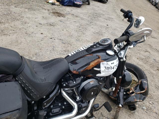 2018 HARLEY-DAVIDSON FLHC HERIT 1HD1YAJ10JC075001