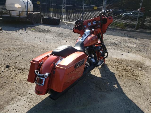 2011 HARLEY-DAVIDSON FLHX 1HD1KB412BB677621