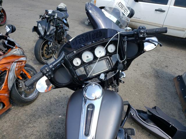 2017 HARLEY-DAVIDSON FLHXS STRE 1HD1KRC18HB687976
