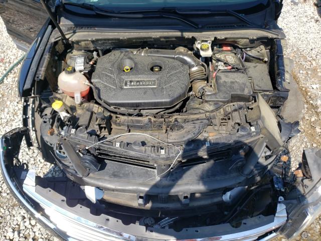 2017 LINCOLN MKC RESERV 5LMCJ3C94HUL13829