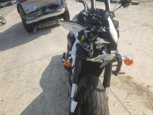 2015 SUZUKI VZR1800 JS1VY53A7F2100507