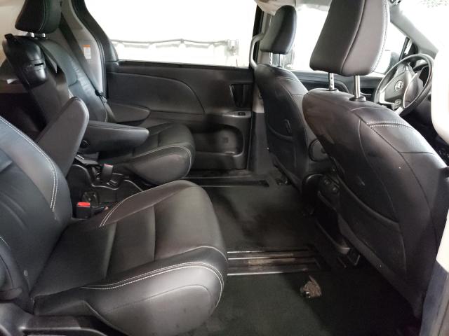 2018 TOYOTA SIENNA SE 5TDXZ3DC3JS938177