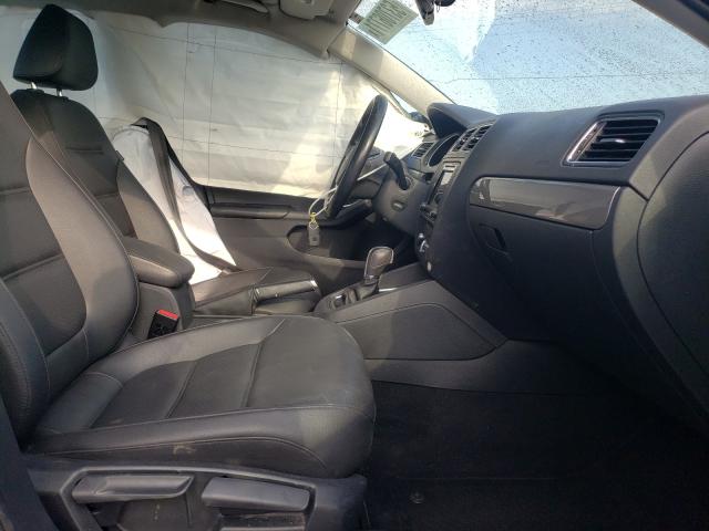 2017 VOLKSWAGEN 356 3VWDB7AJ0HM395119