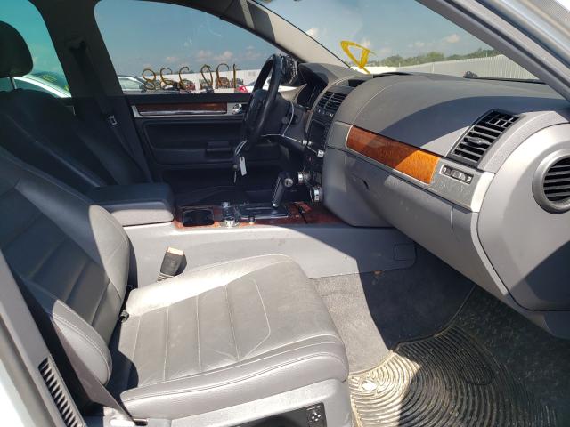 2010 VOLKSWAGEN TOUAREG TD WVGAK7A93AD001170