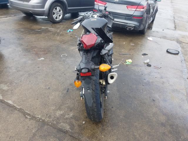 2021 YAMAHA YZFR3 A MH3RH18Y1MK005008