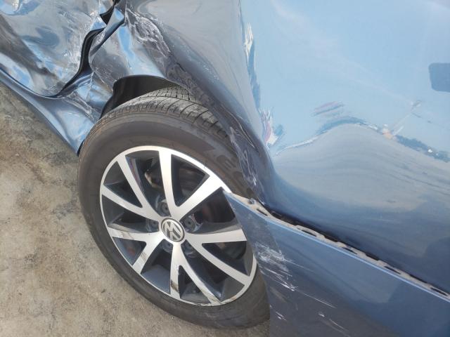 2017 VOLKSWAGEN 356 3VWDB7AJ0HM395119