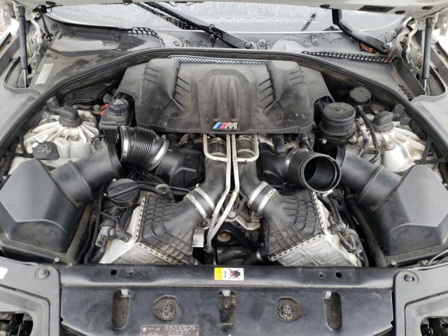 2013 BMW M5 WBSFV9C55DD095444