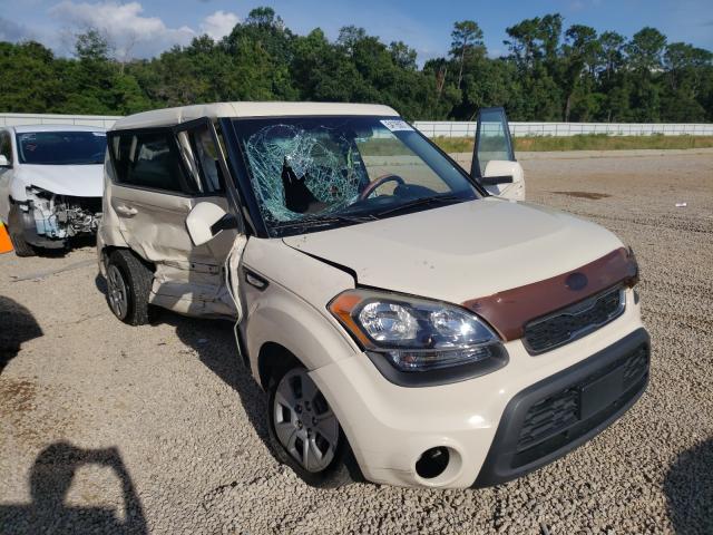 KNDJT2A58D7583089 Kia Soul 2013
