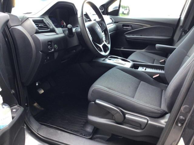 2019 HONDA PASSPORT S 5FNYF7H23KB005536