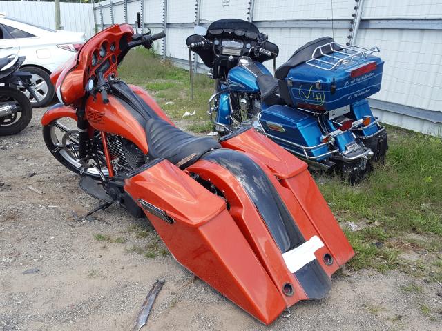 2010 HARLEY-DAVIDSON FLHX 1HD1KB417AB640661