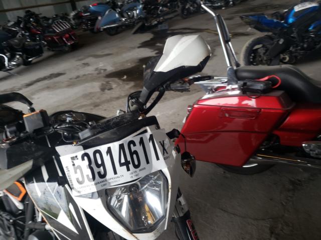 2018 KTM 690 DUKE VBKLDV405JM714417