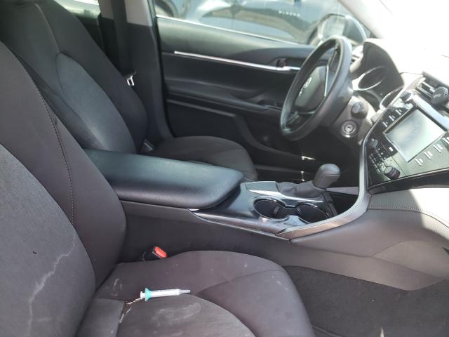  TOYOTA CAMRY 2020 Серый