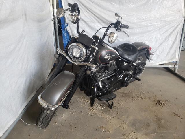 2018 HARLEY-DAVIDSON FLHCS HERI 1HD1YBK1XJC075706