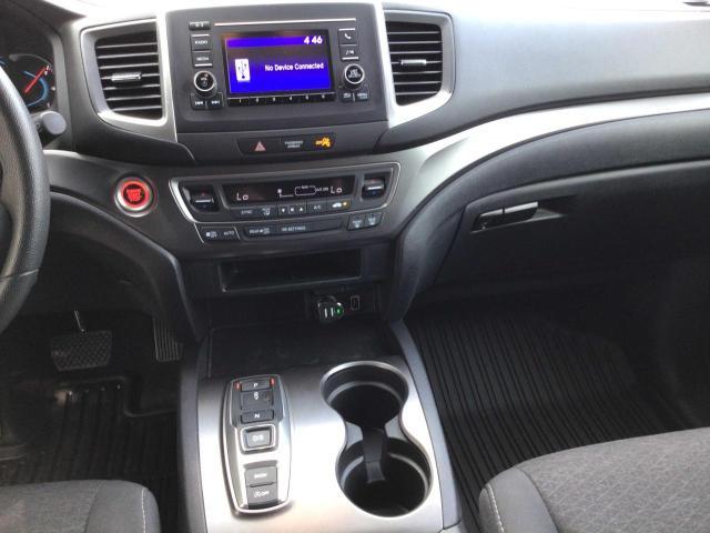2019 HONDA PASSPORT S 5FNYF7H23KB005536
