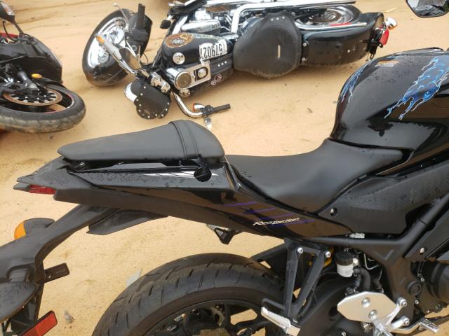 2021 YAMAHA YZFR3 A MH3RH18Y2MK005132