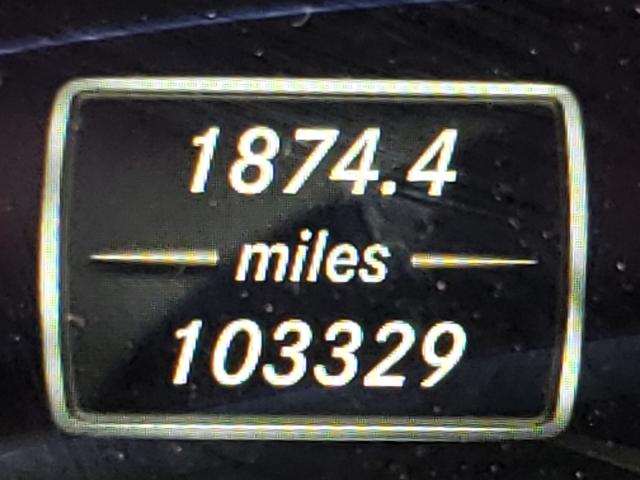 2012 MERCEDES-BENZ C250 WDDGF4HB7CA613019