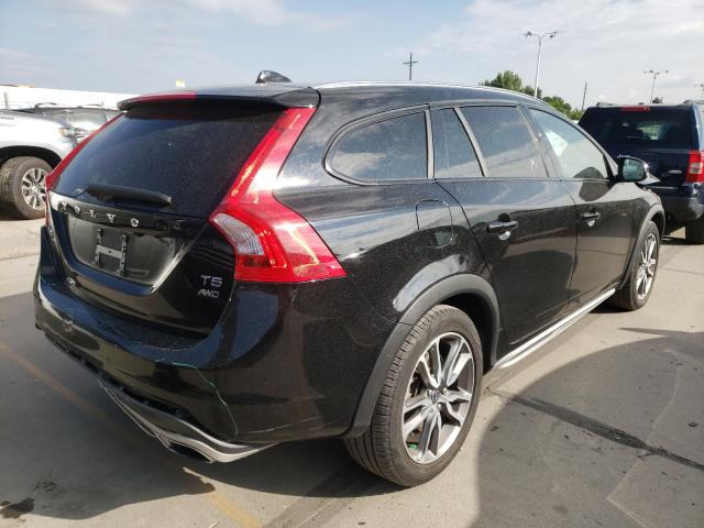 2016 VOLVO V60 CROSS YV4612HK0G1003524