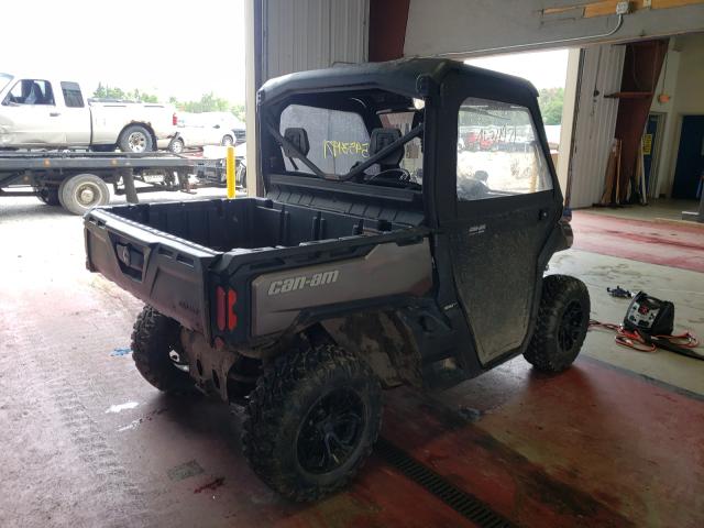 2017 CAN-AM DEFENDER X 3JBUKAN43HK001048