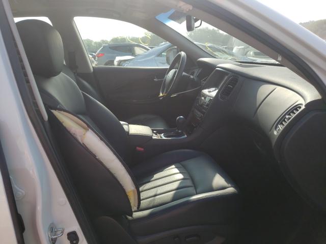 2017 INFINITI QX50 JN1BJ0RR5HM413661