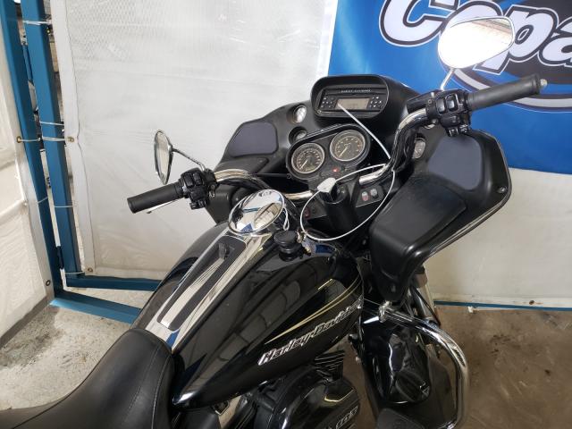 2011 HARLEY-DAVIDSON FLTRU 1HD1KGM19BB647903
