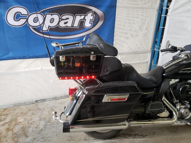 2011 HARLEY-DAVIDSON FLTRU 1HD1KGM19BB647903