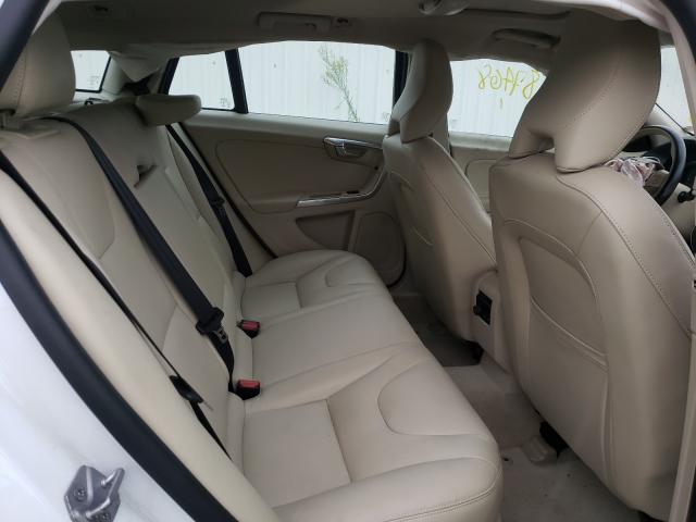 2015 VOLVO V60 PREMIE YV1612SK9F1265479