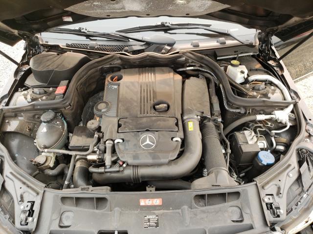 2012 MERCEDES-BENZ C250 WDDGF4HB7CA613019