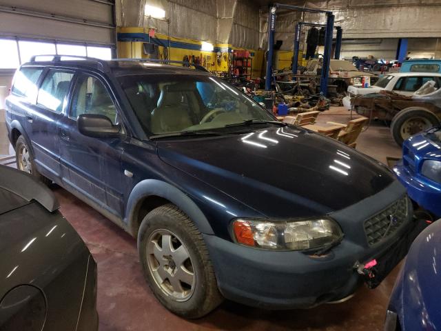 Salvage cars for sale from Copart Rocky View County, AB: 2001 Volvo V70 XC